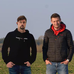 Instruktoři Jan&Jan z autoškoly J&J Pardubice